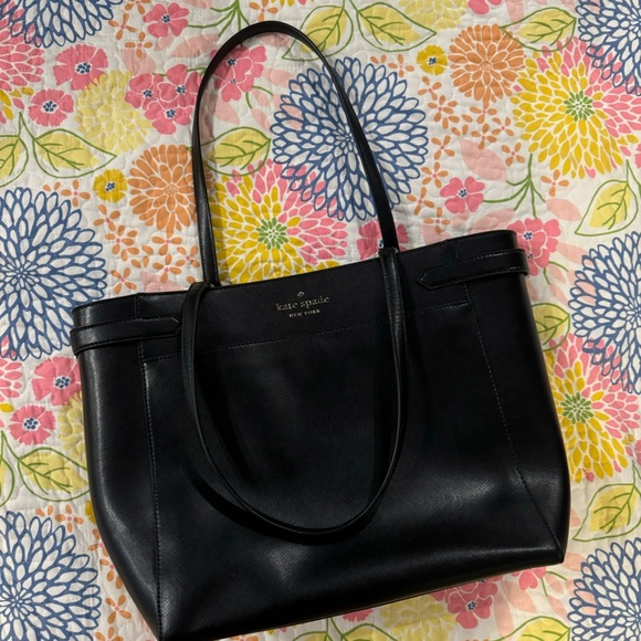 kate spade Handbags - Black Kate spade tote bag
